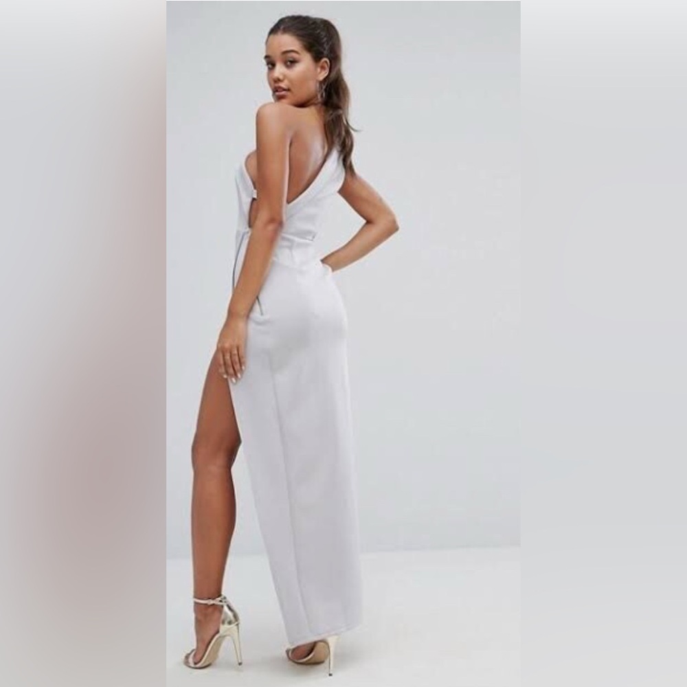 Elegant Gray Sleeveless Dress